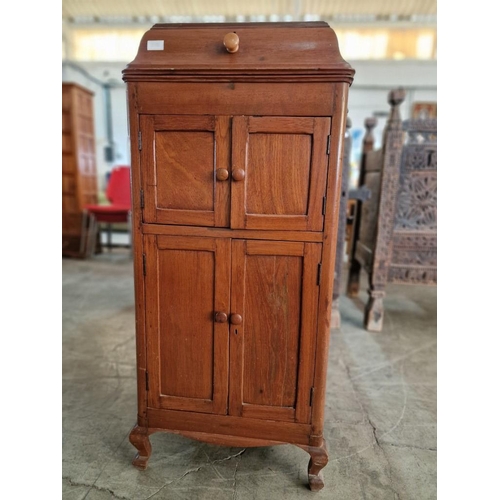 670 - Victorian Style Cabinet (Gramophone / Hi-Fi Style), with Drawer in the Top and Angled Front, Two Dou... 