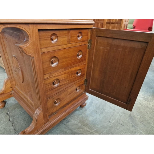 672 - Antique Davenport / Writing Desk, with Sloping Felt Writing Pad, Lift-Up with Storage and Fitted Int... 