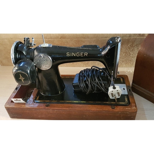 4 - Vintage 'Singer 'Electric Sewing Machine, EB911826 in Wooden Case with Locker (One Key in The Office... 