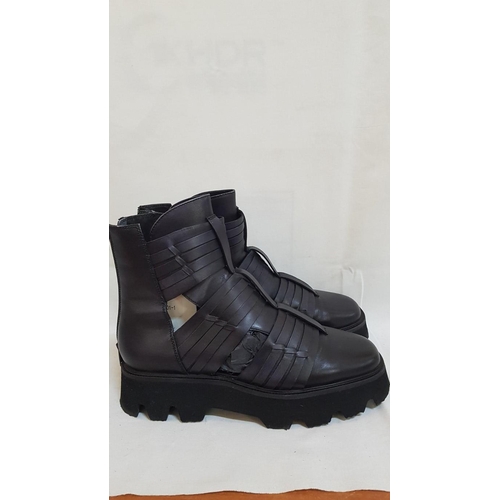 575 - 'Free People' Hydra Huarache Boots (Women), Size 39, Black  Lug Zip, Un-Used.