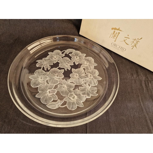 692 - Hoya Crystal Orchid Plate, (Ref: CDS6010), Made in Tokyo, Japan, with Original Box, (Approx. Ø: 35cm... 