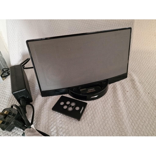 699 - Bose Docking Station with Remote Control (untested)