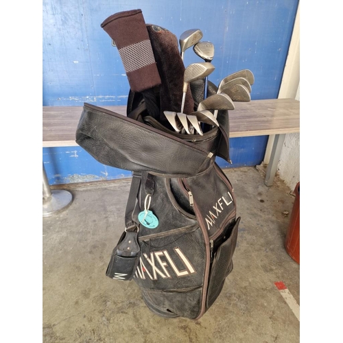 711 - Set of Golf Clubs in Maxfli Golf Bag; 8 x 'Wilson' Irons, Taylor Made Titanium Driver and 4 x Other ... 