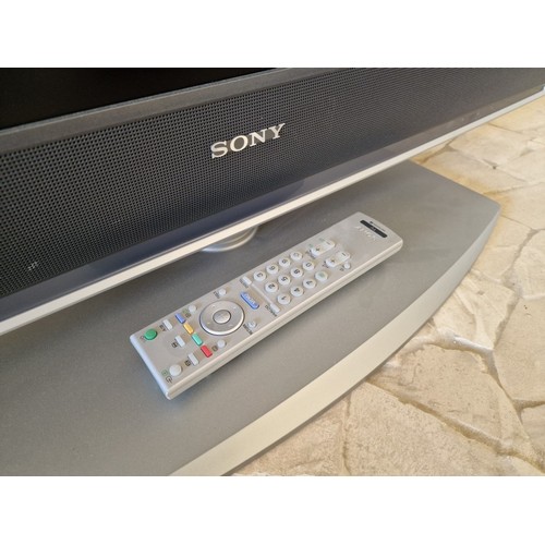 712 - Sony Bravia 40'' LCD Television, (Model: KDL-40S2010), with Remote Control, (Untested)