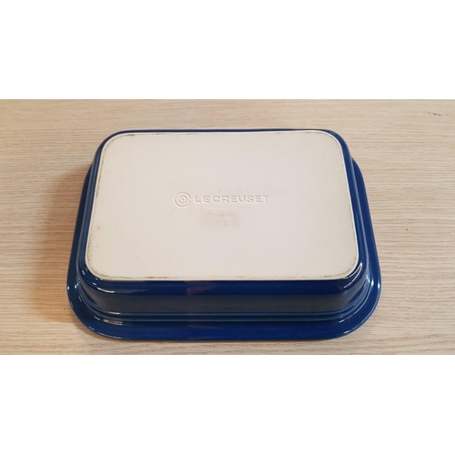 30 - Le Creuset Set of Casserole Dishes in Cornflower Blue: Round (Ø: 25.5cm-No 08.01), Rectangular (29cm... 