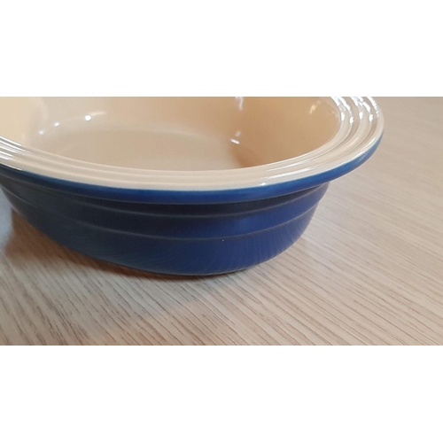 30 - Le Creuset Set of Casserole Dishes in Cornflower Blue: Round (Ø: 25.5cm-No 08.01), Rectangular (29cm... 