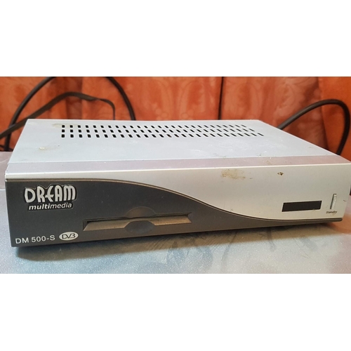 542 - Home Electronics: Daewoo DVD Player, Model: DVD-9185, (No R/C), Bench DVD/CD Player, Model: KH 6777,... 