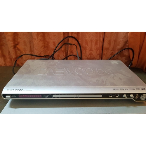 542 - Home Electronics: Daewoo DVD Player, Model: DVD-9185, (No R/C), Bench DVD/CD Player, Model: KH 6777,... 