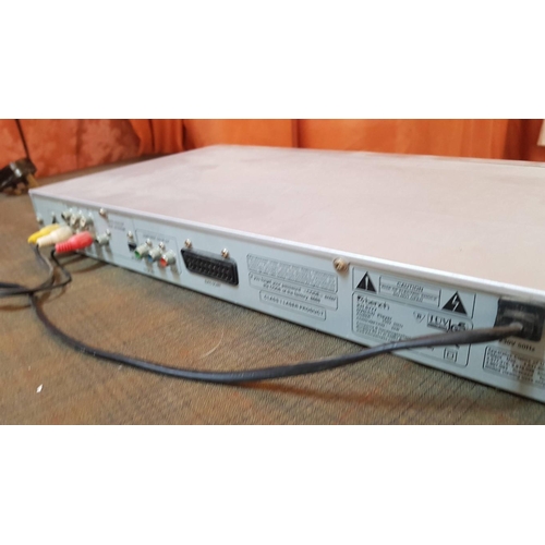 542 - Home Electronics: Daewoo DVD Player, Model: DVD-9185, (No R/C), Bench DVD/CD Player, Model: KH 6777,... 