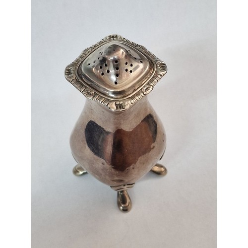 5 - Antique George V Sterling Silver Pepper Pot, 4-Footed, by 'Edward Barnard & Sons Ltd', London, Circa... 