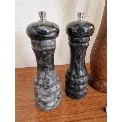 269 - Collection of 6 x Salt & Pepper Grinders; Incl. a Marble Pair, Wooden Ones and White Finish Other (A... 