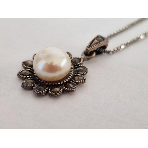 276 - Decorative Sterling Silver Pendant with Marquisate and Pearl on Silver Box Chain Necklace, (Approx. ... 