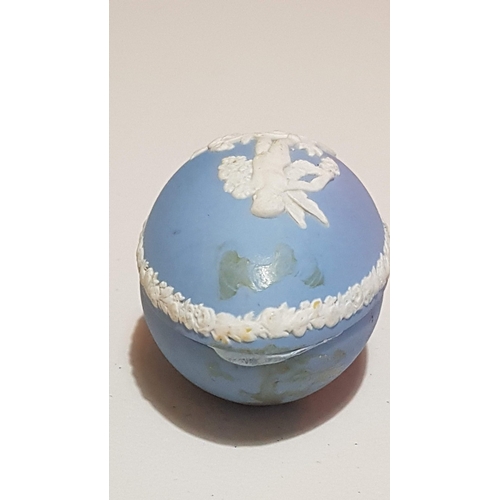 190 - Vintage (Circa 60s) Wedgwood Cherub Egg Trinket Box (Approx. 7.5cm x 4.5cm) Together with Small Vint... 