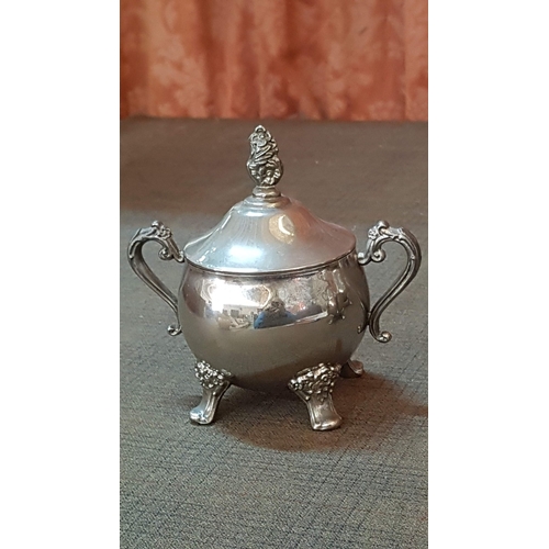 210 - Vintage Silver Plated 4-cs Tea/Coffee Set, Coffee Pot, Tea Pot, Sugar Bowl and Creamer, Floral Patte... 