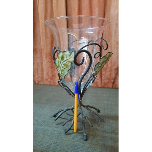 257 - Stylish Metal Art, 4x Different Candle Holders Decorated with  Leaves, H: 30cm, H:39cm, H:48cm, H:50... 