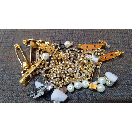 401 - Assorted Collection of Costume Jewelry (Brooches 4x, Earrings 3x Pair) and Accessories for Jewelry M... 