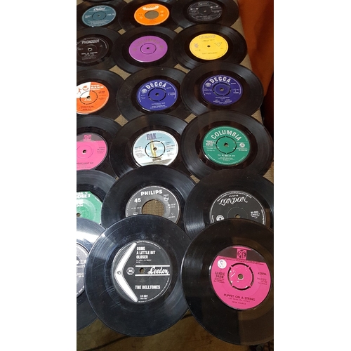 410 - Large Collection of Vintage Single Records, Approx. 40pcs and More, Various Type of Music and Artist... 