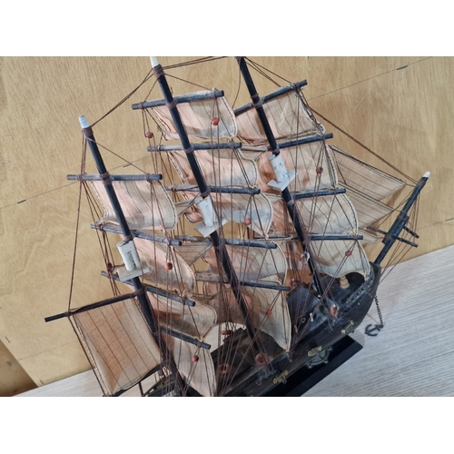 16 - Model of the 'USS Constitution 1798', (Approx. H: 43cm), 