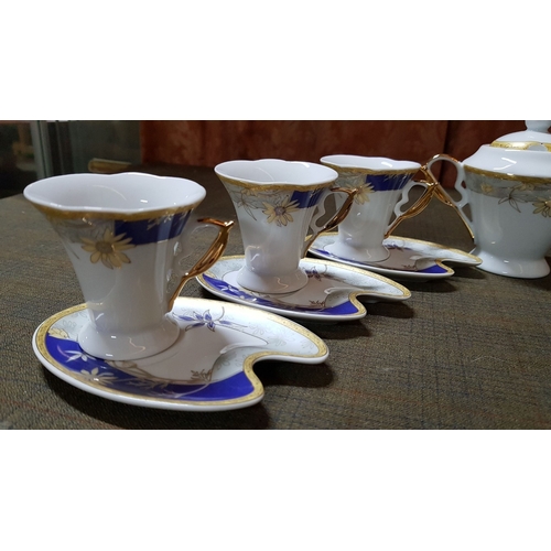 338 - 'Yamasen' Gold Collection Fine Porcelain Coffee Set in Modern Line Shape, 24ct Gold Plated, Made in ... 