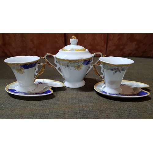 338 - 'Yamasen' Gold Collection Fine Porcelain Coffee Set in Modern Line Shape, 24ct Gold Plated, Made in ... 