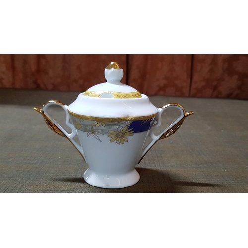 338 - 'Yamasen' Gold Collection Fine Porcelain Coffee Set in Modern Line Shape, 24ct Gold Plated, Made in ... 