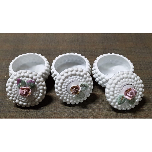 383 - Retro Souvenirs Collection, Ceramic Round Trinket Box with Rose on the Lid (Ø: 6.5cm  H