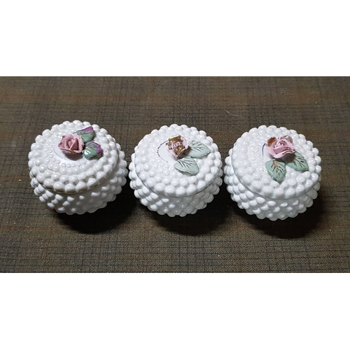 383 - Retro Souvenirs Collection, Ceramic Round Trinket Box with Rose on the Lid (Ø: 6.5cm  H