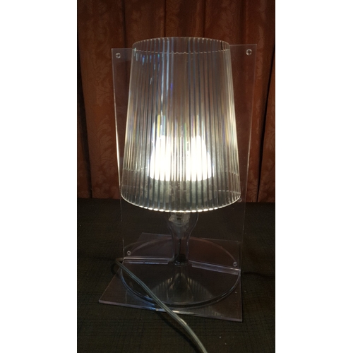 151 - Kartell Take Table Lamp, Design Ferruccio (Transparent Plastique), Approx. H: 30cm., Basic Test- Wor... 