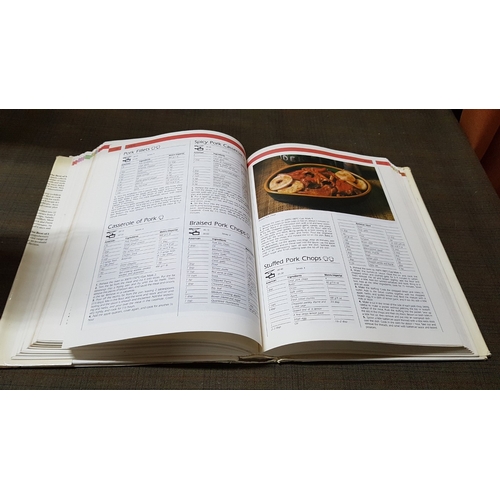 205 - 'The Best International Cooking', Over 1000 Recipes from Around the World. (Hard Cover Book)