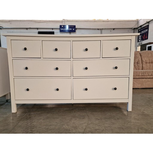 297 - White Colour 8-Drawer Chest of Drawers with Black Handles, (Approx. 160 x 50 x 96cm)