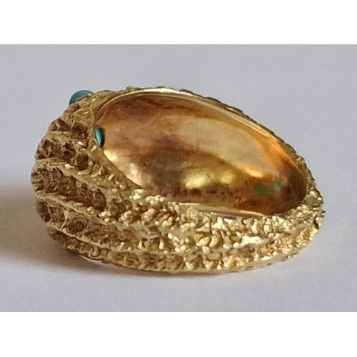 68 - Ornate 18ct Gold Textured Ring Set with 3 x Round Turquoise Stones, (Approx. Size: K/L, 6.6g)