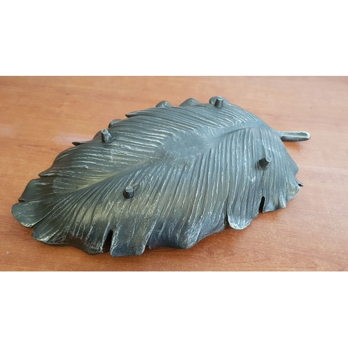 457 - Leaf Tray, Large Serving Decorative Tray, Approx. 55cm x 30cm x 8cm.