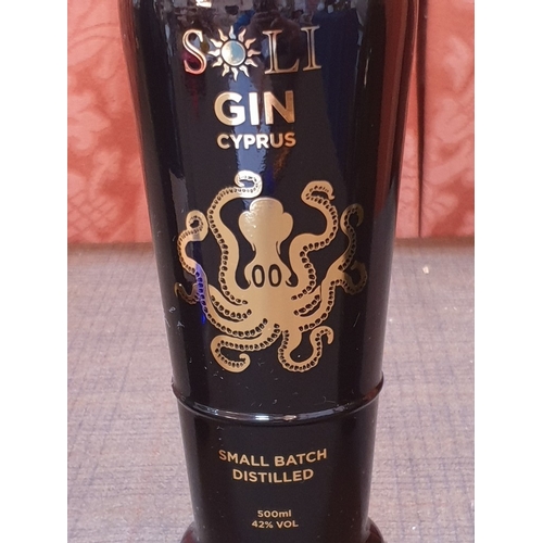 193 - Special Collection of Gin and Sparkling Wine, Inc. 'Soli' Gin Cyprus, Small Batch Distilled, 500ml,4... 