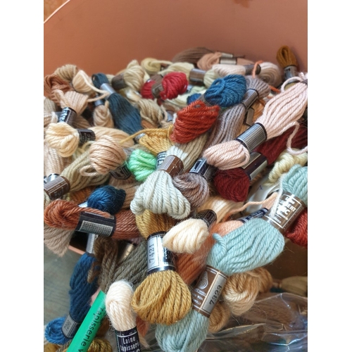 367 - 'Tapisserie Laine' Wool Tapestry Yarn Lot Embroidery Threads in Various Colors, Approx. More than 30... 