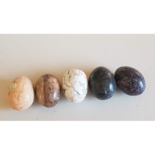 153 - Natural Stone Mini Eggs Collection, 28x Differernt Crystals and Minerals.