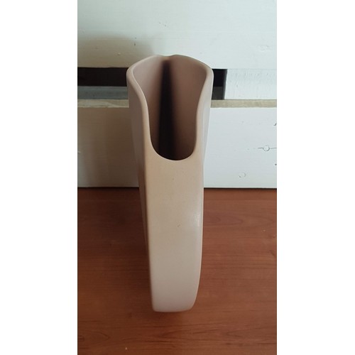 330 - Posh, Pink Post Modern Vase by Dorothe Van Agthoven for Flora Keramiek (Holland), Approx. Ø: 26cm.