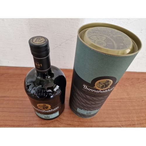 13A - Bunnahabhain Islay Single Malt Scotch Whisky, 'Stiuireadiar', (46.3%, 70cl), in Original Presentatio... 