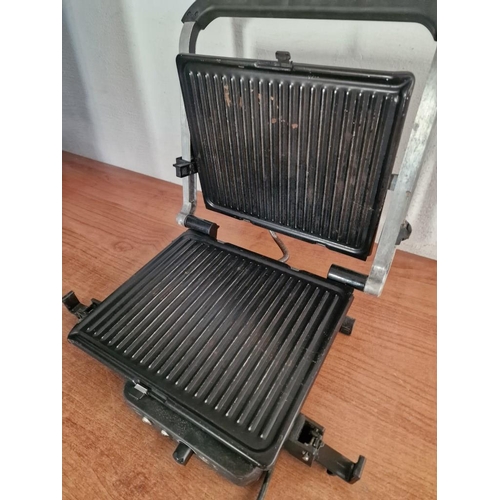 545 - Grundig 'Premium Line', Electric Countertop Grill, (Model: 1805301), * Basic Test & Working *