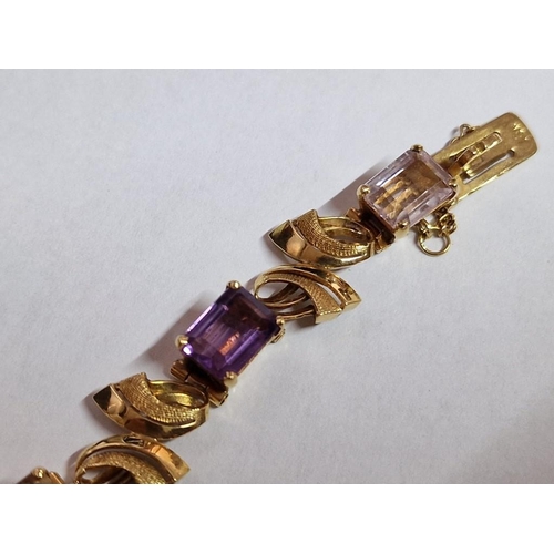 250A - Elegant 18ct Gold Bracelet with 8 x Multi-Colour / Assorted Gemstones Between Decorative Links or Sp... 