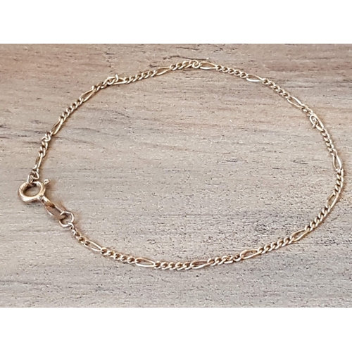 75 - Yellow Gold, 9ct Gold Chain Bracelet with Figaro Links, Approx. 1,4g.