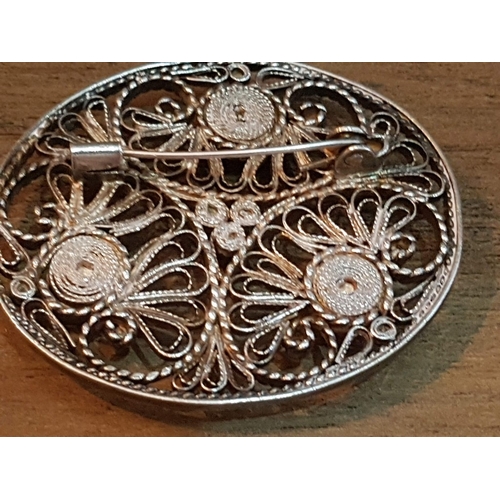 95 - Silver Stylish Jewelry; 2x Silver (700) Filigree Design Brooches Decorated with Red and White Stones... 