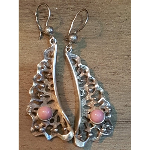 95 - Silver Stylish Jewelry; 2x Silver (700) Filigree Design Brooches Decorated with Red and White Stones... 