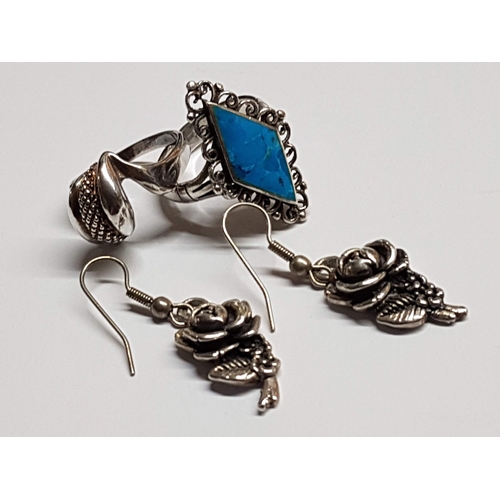 83 - Silver 925 Jewelry; 2x Different Style Rings Size R and M. Together Pair of Floral Shape Earrings, A... 