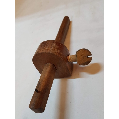 49 - Vintage Stonemason’s mallet, wooden mallet, scribe and brace & bit (4 pcs)