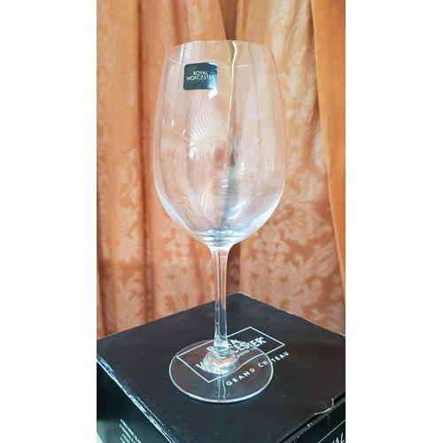 436 - Royal Worcester 'Grand Chateau' 2 x Sets of Modern Red Wine Glasses (Each Set 4 Pcs), in Original Bo... 
