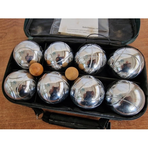 15 - Boules Set in Carry Case