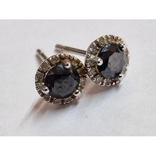 138 - 18ct Gold Pendant with Centre Round Cut Blue Stone and 20 x Surrounding Clear Stones, on 18ct White ... 