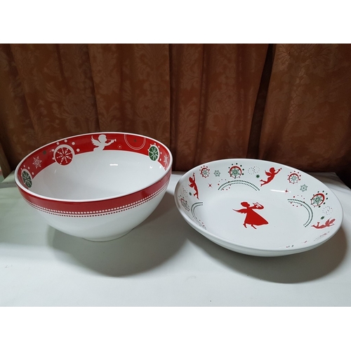 104 - 8x 'Christmas Angels' Pratos da Casa' Portuguese Over Sizes Christmas Design Ceramic Serving Dishes;... 