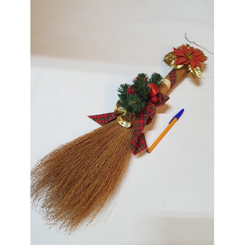 60 - Christmas Door/Wall Decor, See Multiple Photos. (2)