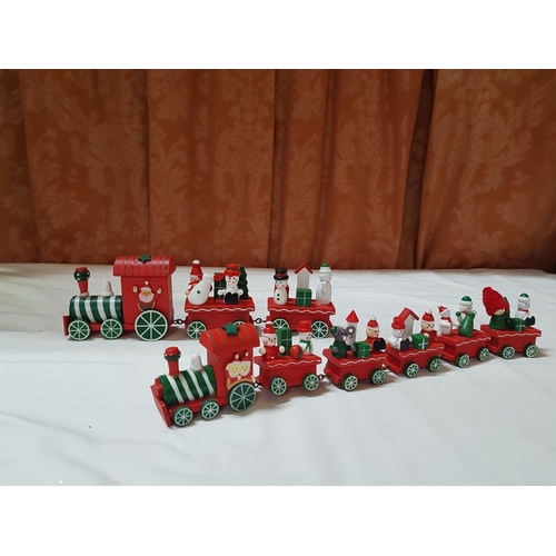 89 - Mini Christmas Trains, Vintage Style Wooden Mini Ornaments.(2)
